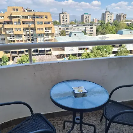Nakov Next To Bus Station Apartment Skopje